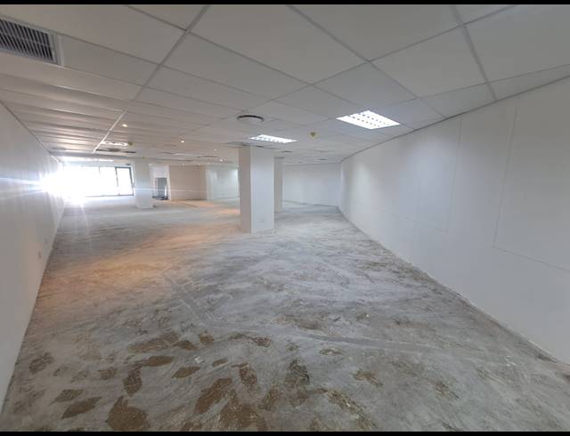 247M² BUSINESS CENTRE TO LET IN SUNNINGDALE